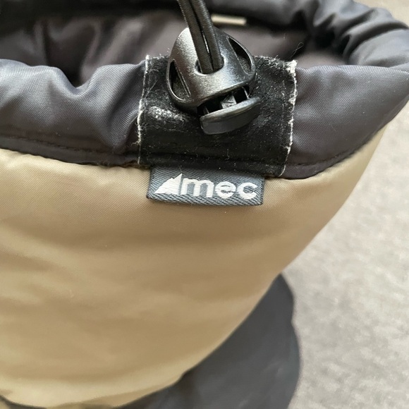 MEC Down Booties - Picture 2 of 6
